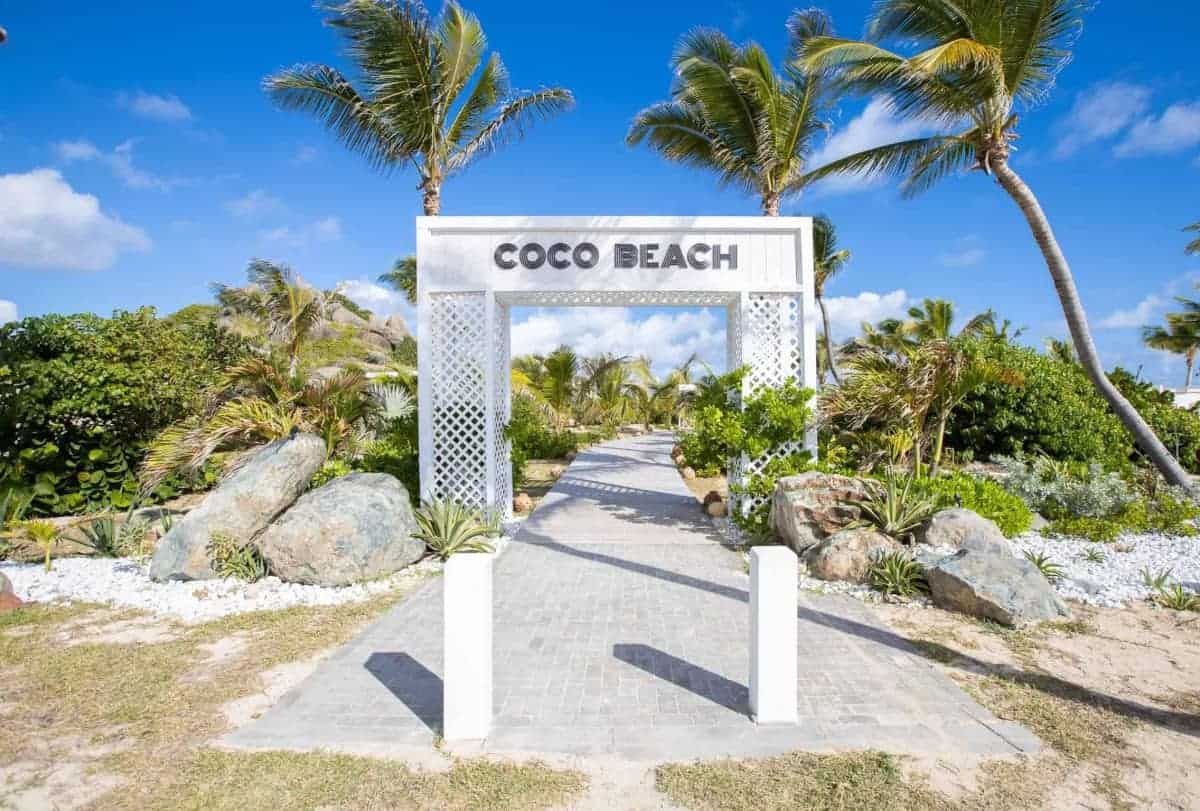Eingang zum Coco Beach auf Saint Martin