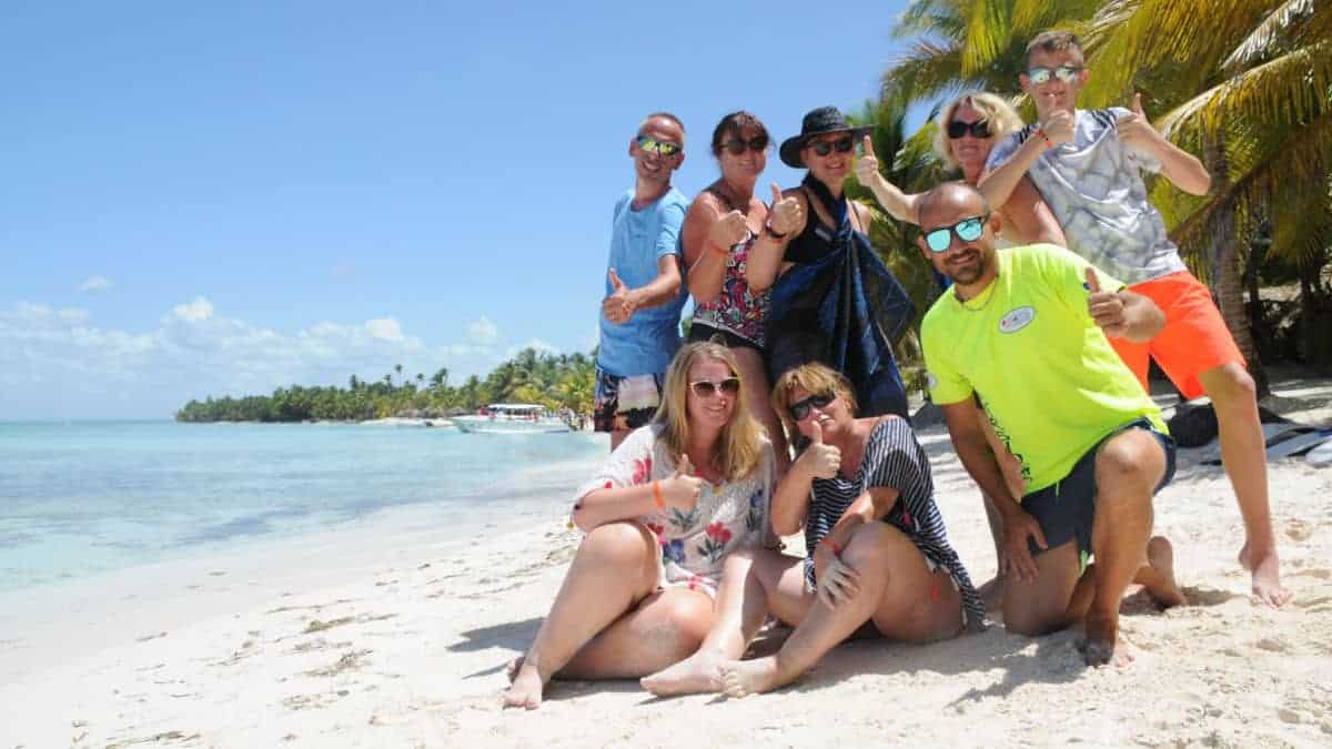 Wir sind ein tolles Team, habt Spass mit ANDA KARIBIK