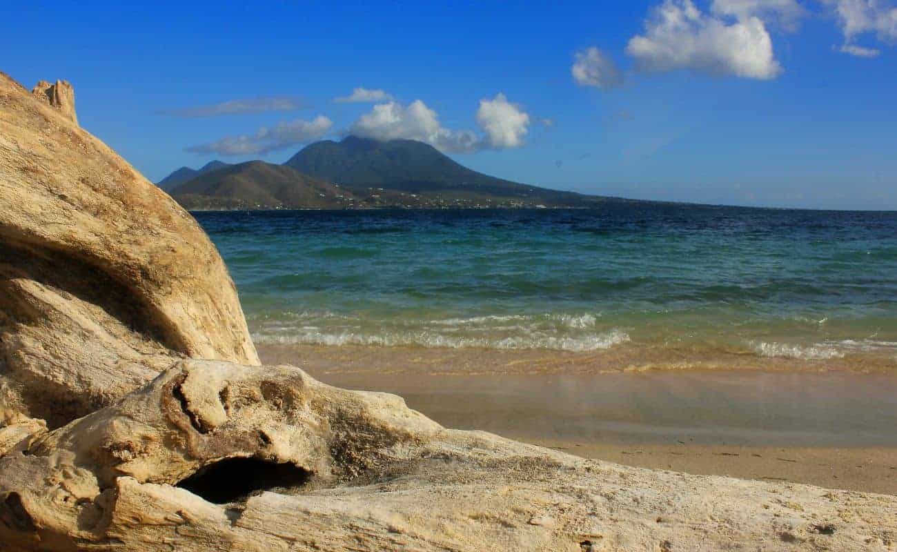 Ein herrlicher Strand in St. Kitts ist der Cockleshell Beach
